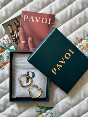 NWT Pavoi Heart Shaped Hoop Earrings, 14K Gold Plated